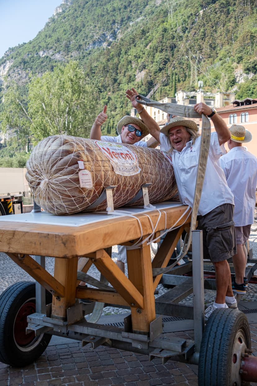 Gallery - Pam Bondola e Vim - La Bacionela Club
