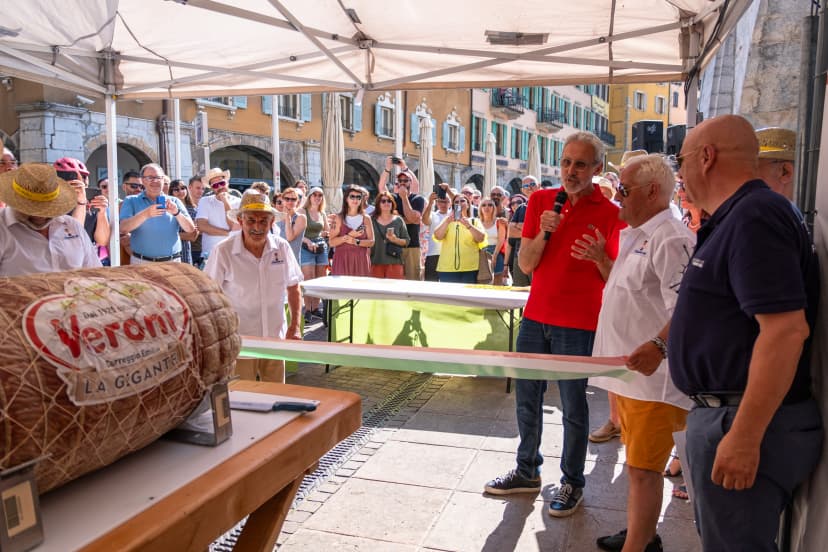 Gallery - Pam Bondola e Vim - La Bacionela Club